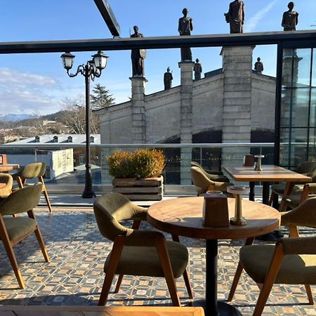 Grand Opera Hotel Kutaisi Exteriör bild