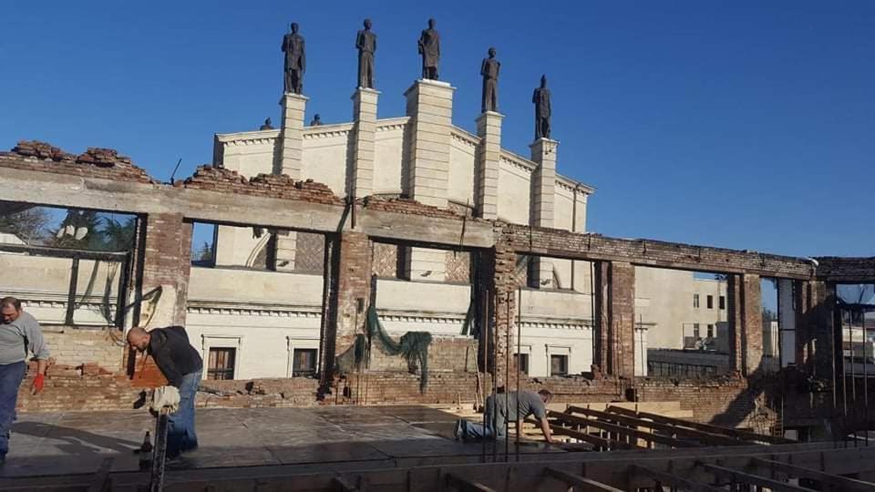 Grand Opera Hotel Kutaisi Exteriör bild